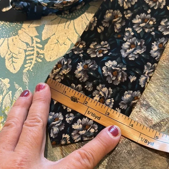 Christian Dior tie - Picture 9 of 10